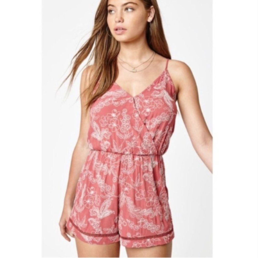 L.A hearts Embroidered Romper S